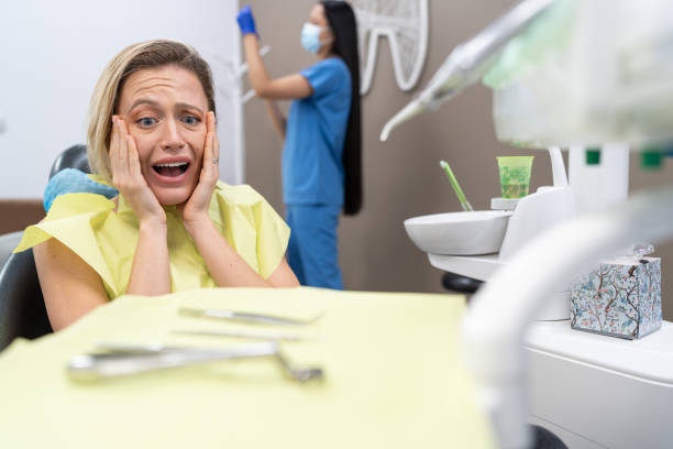 Best Emergency Gum Pain Relief  in Country Clu, CA